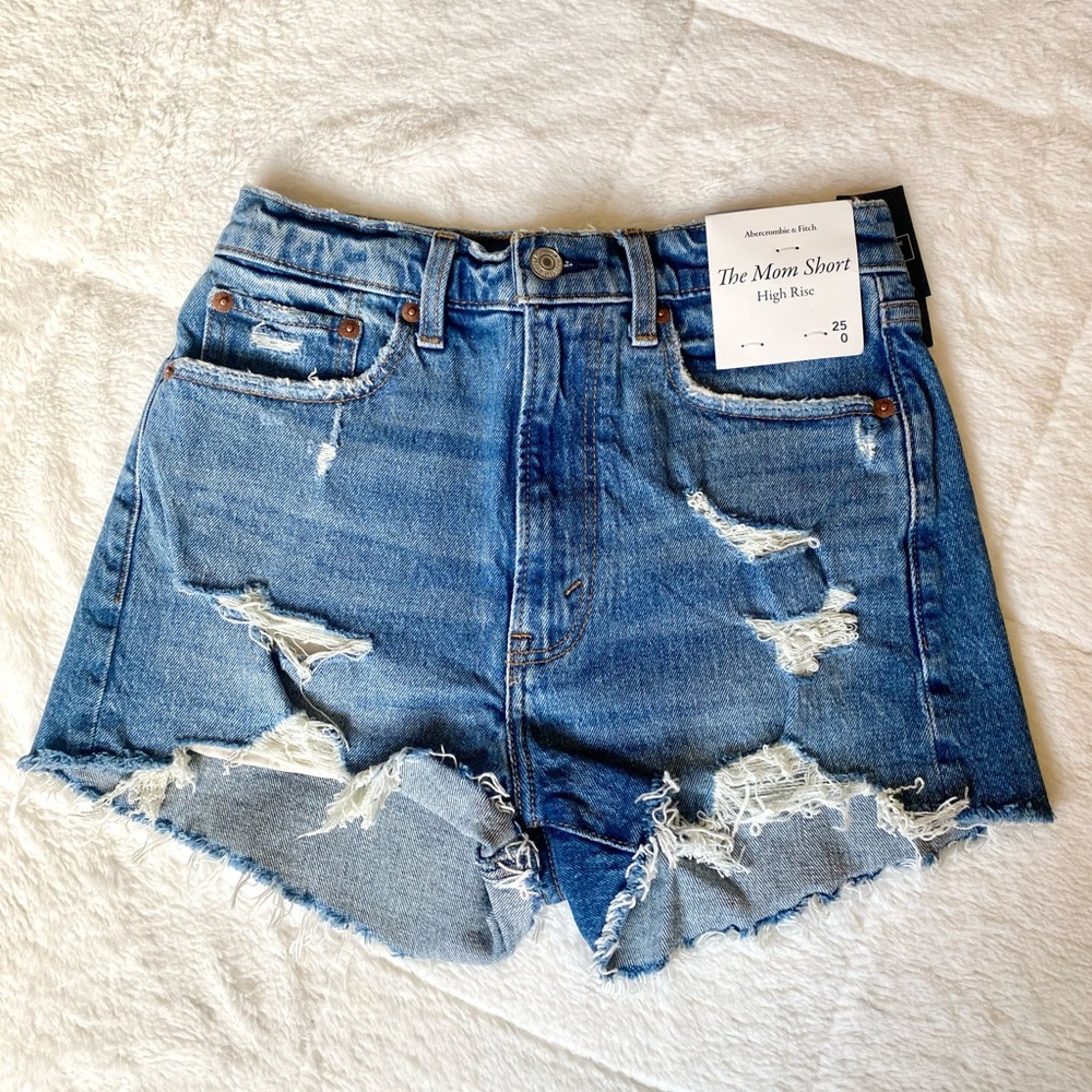 Abercrombie High Rise Mom Short